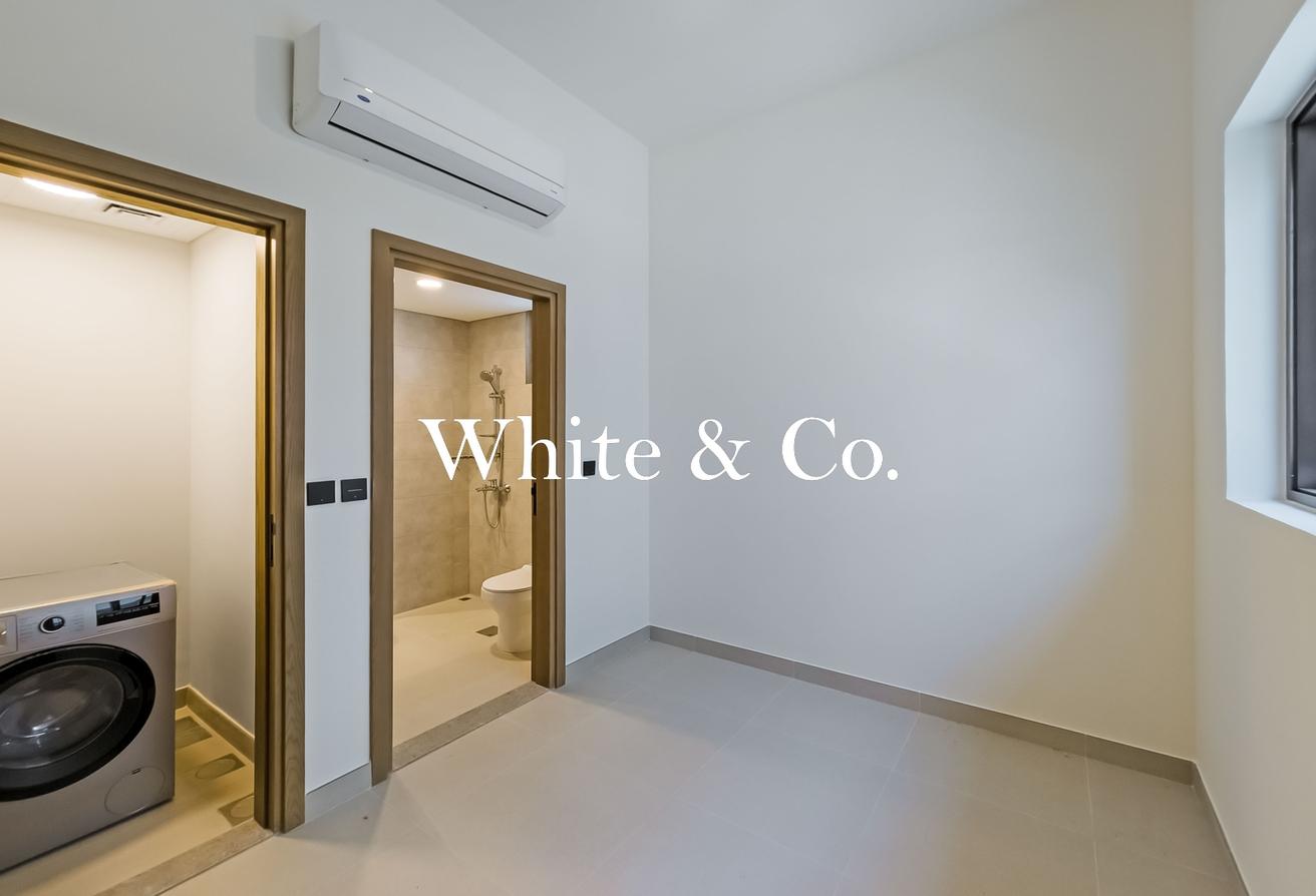On the Lagoon | Single Row | 6 BR + Maids photo 12