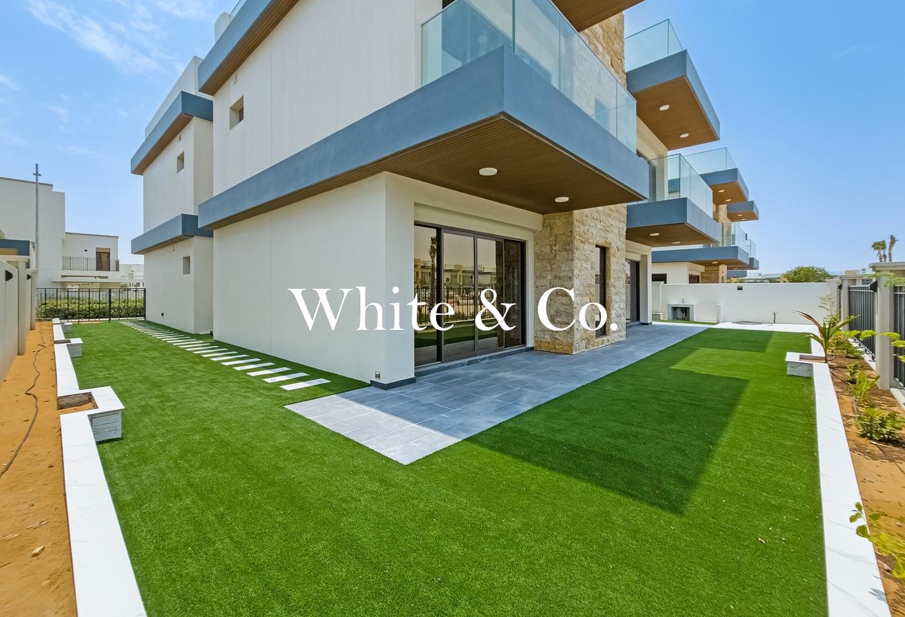 On the Lagoon | Single Row | 6 BR + Maids photo 19