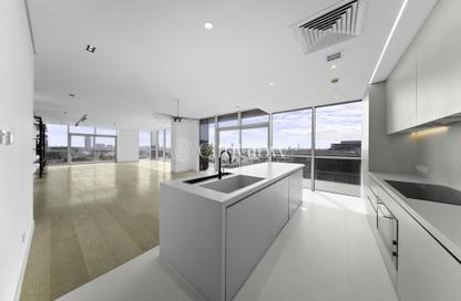 Apartment - 3 Bedrooms - 5 Bathrooms for sale in City Walk Residential Building 22 - City Walk Residential - City Walk - Dubai