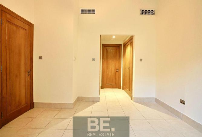 56944376 - صورة العقار 3