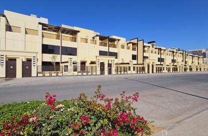 Townhouse - 3 Bedrooms - 4 Bathrooms for rent in Arenco Villas - District 14 - Jumeirah Village Circle - Dubai