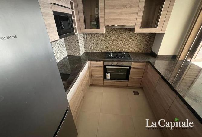 82792093 - Property Image 3