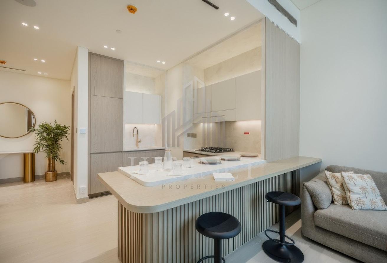 Stylish 1BHK| High Floor | Prime Location photo 4