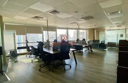 Office Space - Studio for rent in The Regal Tower - Business Bay - Dubai