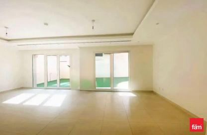 Villa - 3 Bedrooms - 4 Bathrooms for rent in Villa Lantana 2 - Villa Lantana - Dubai Science Park - Dubai