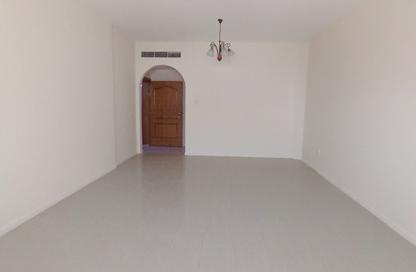 Apartment - 2 - 2 for rent in Al Majaz 2 - Al Majaz - Sharjah