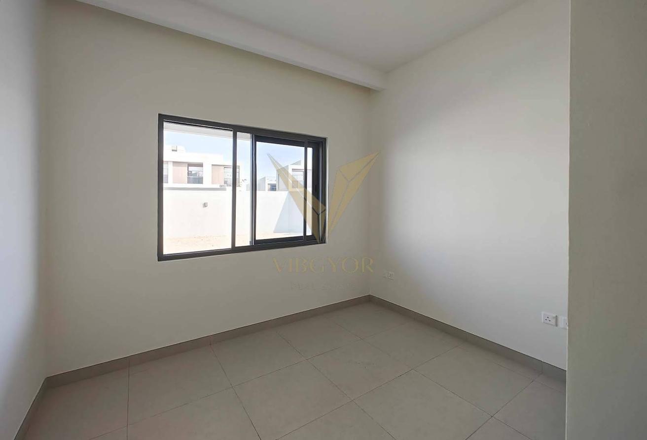 5BR + MAID VILLA | SINGLE ROW | NEAR AMENITIES photo 25