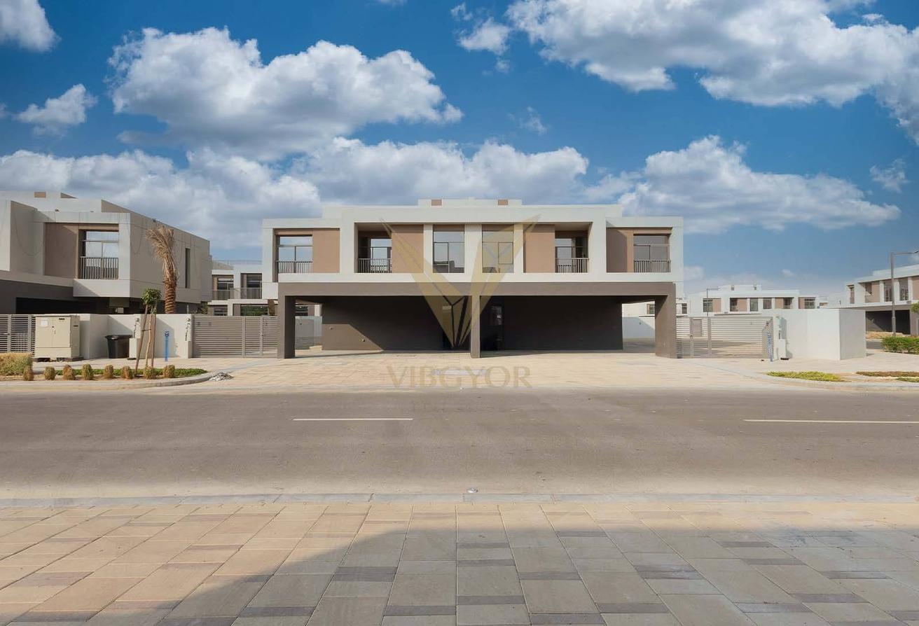 5BR + MAID VILLA | SINGLE ROW | NEAR AMENITIES photo 14