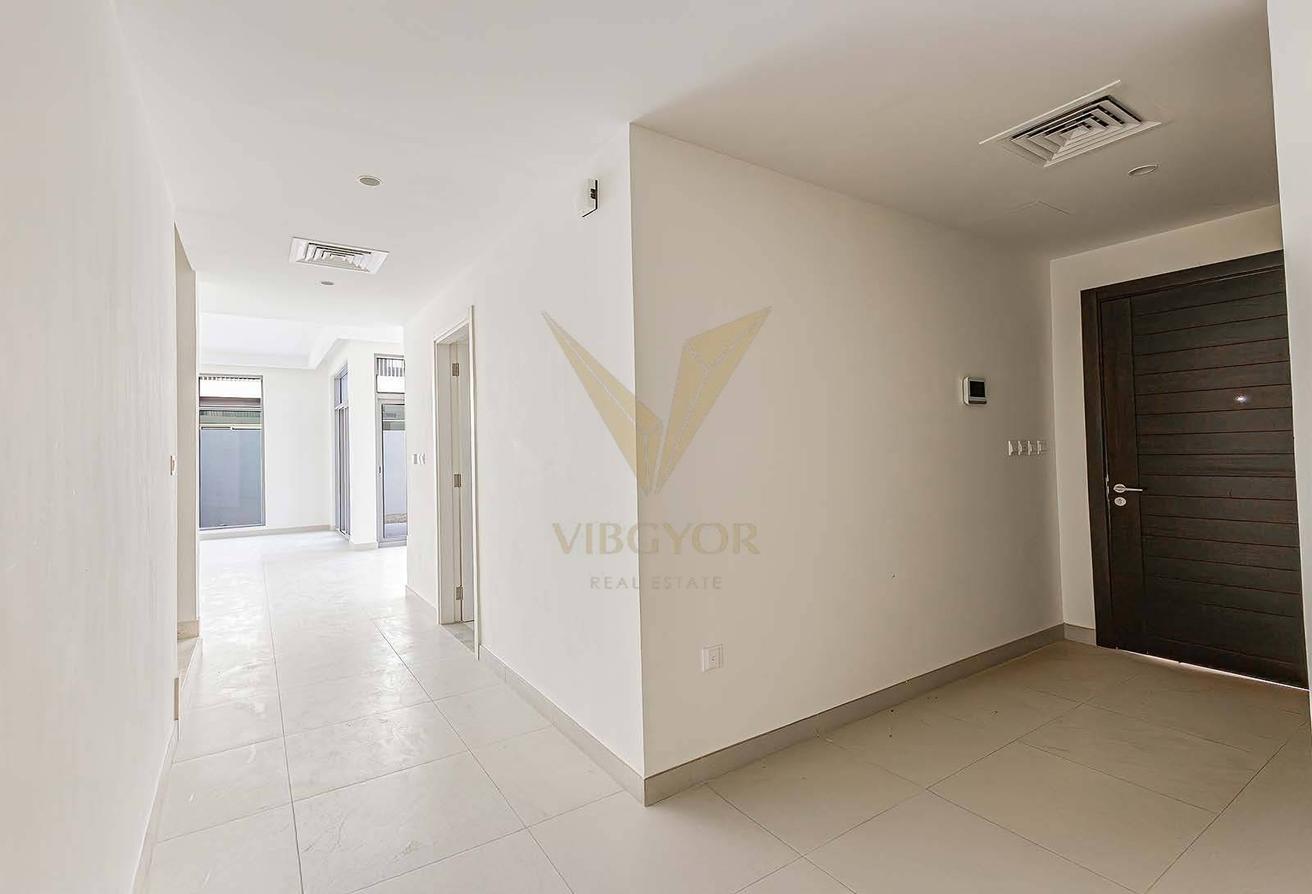 5BR + MAID VILLA | SINGLE ROW | NEAR AMENITIES photo 28