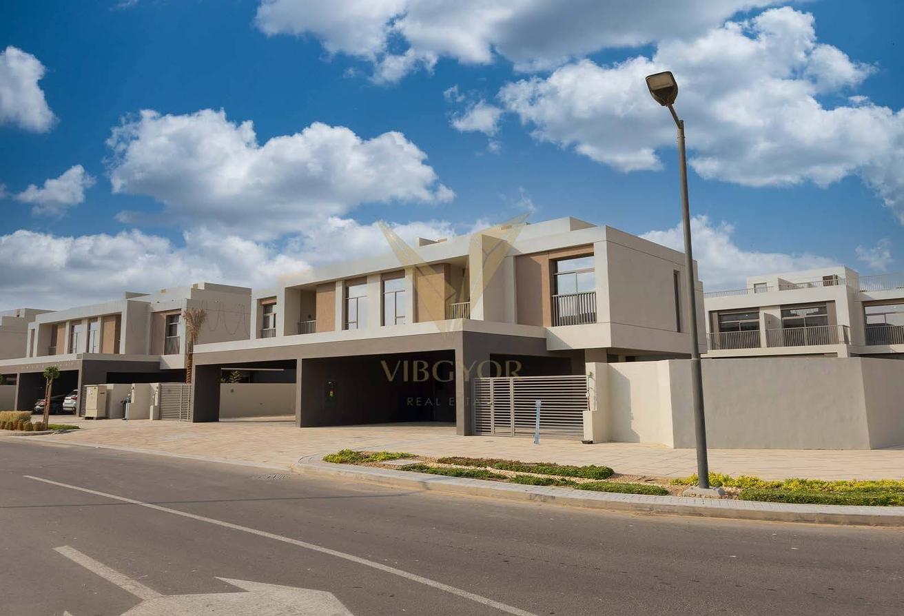 5BR + MAID VILLA | SINGLE ROW | NEAR AMENITIES photo 18