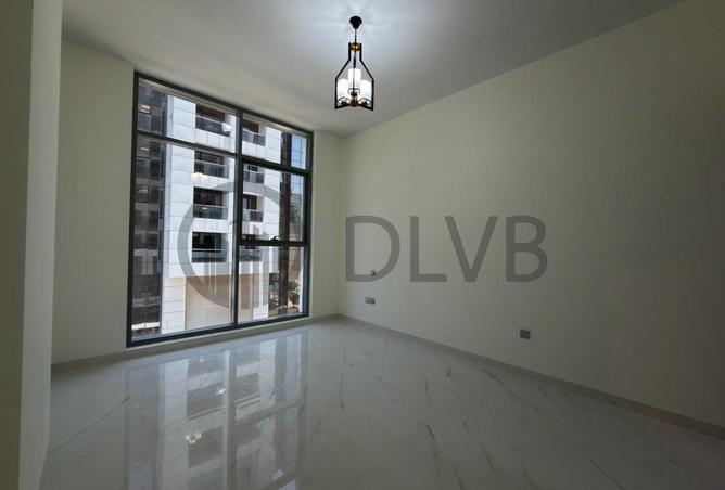 100416358 - Property Image 2