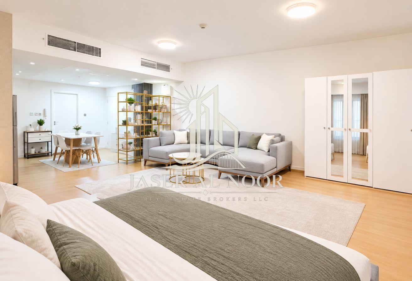 Furnished | Upgraded | Higher Floor | No Balcony photo 4