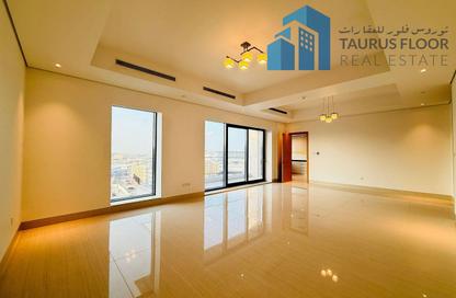 Apartment - 2 - 3 for rent in Manazel Garhoud - Al Garhoud - Dubai