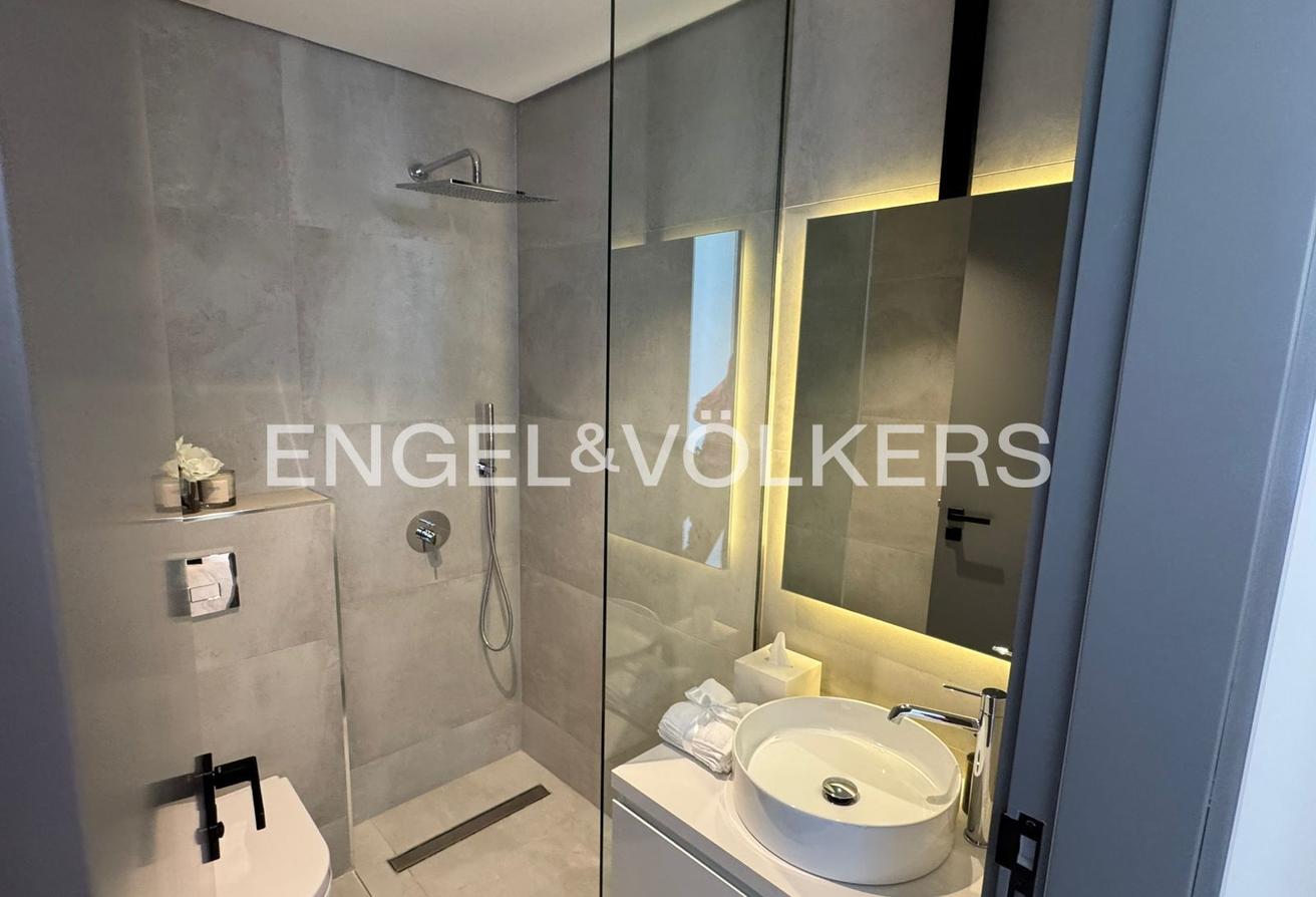 4 Bedroom | Park View | Premium photo 19