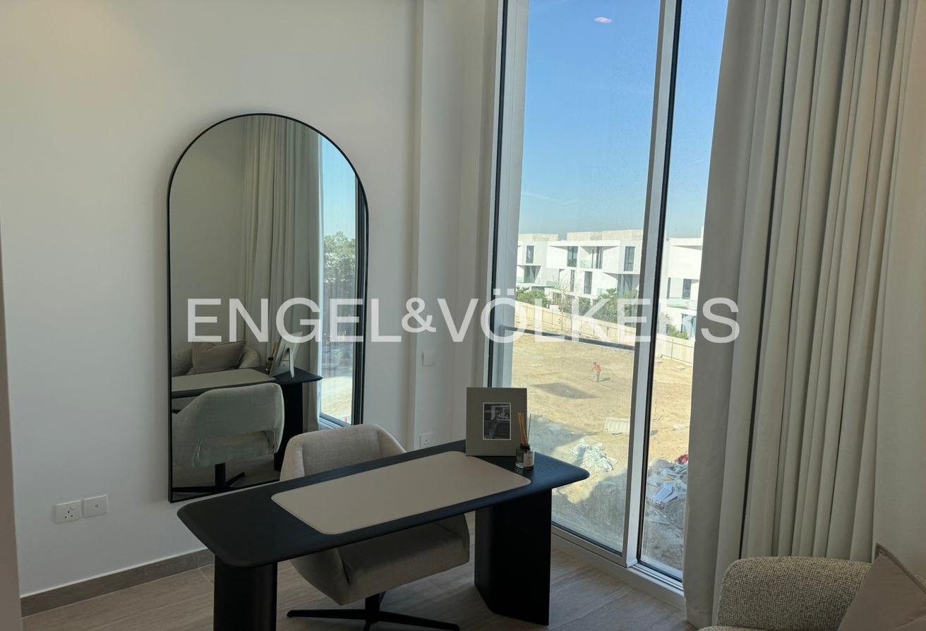 4 Bedroom | Park View | Premium photo 22