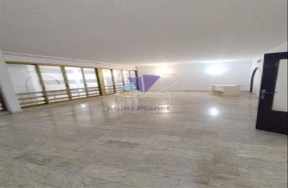 Apartment - 3 Bedrooms - 3 Bathrooms for rent in Corniche Road - Abu Dhabi