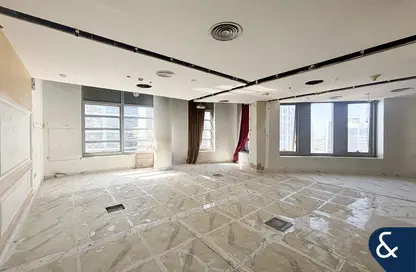 Office Space - Studio for sale in Silver Tower - Business Bay - Dubai