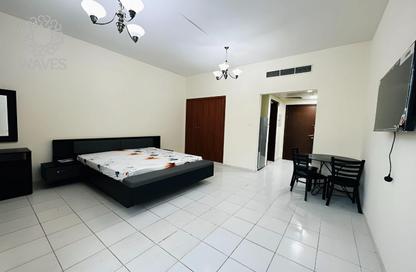 Apartment - Studio - 1 Bathroom for sale in Building Q05 - France Cluster - International City - Dubai