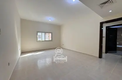 شقة - 2 غرف نوم - 2 حمامات للايجار في مدينة محمد بن زايد - أبوظبي