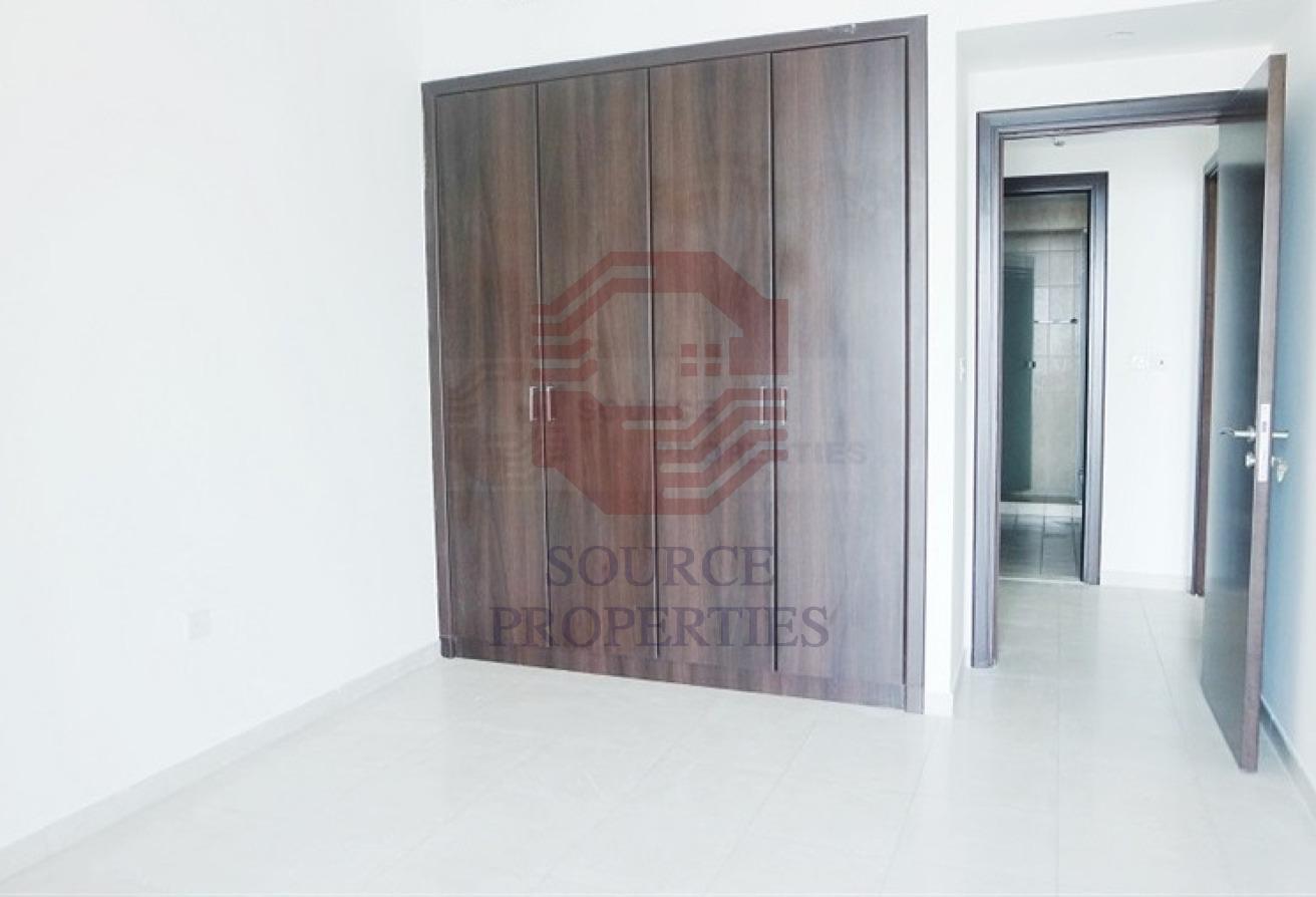 Modern & Spacious 2BR |Churchill Residential Tower photo 11