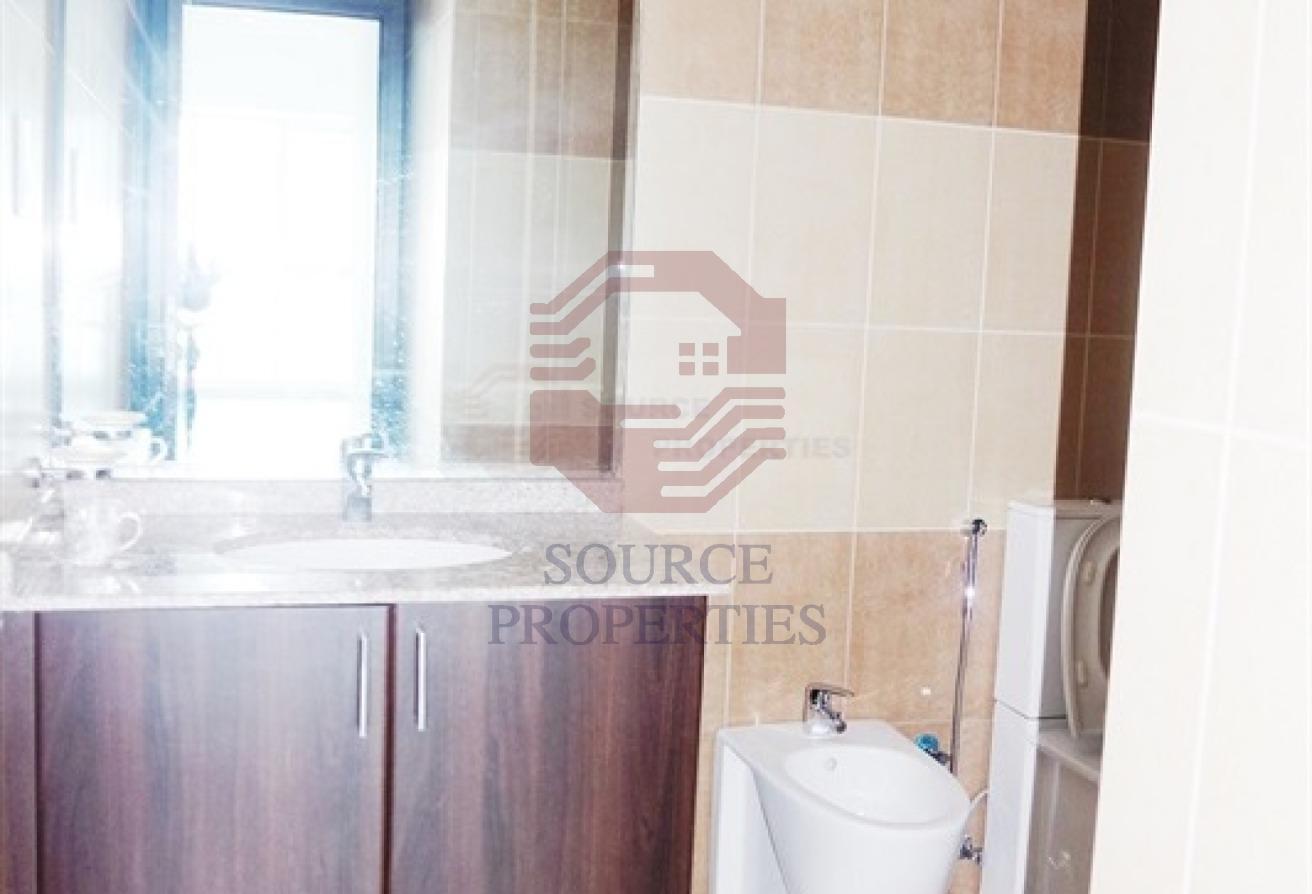 Modern & Spacious 2BR |Churchill Residential Tower photo 13
