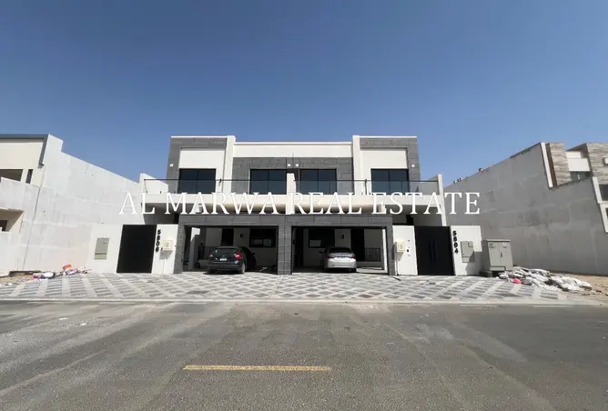 156017396 - Property Image 2