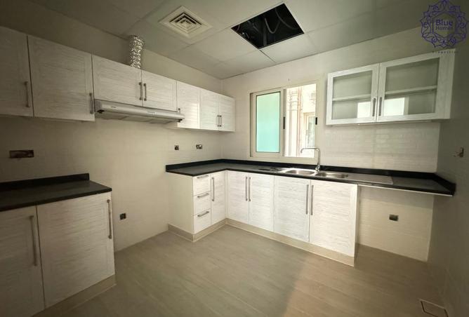 76172169 - Property Image 3