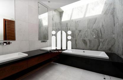 Villa - 5 Bedrooms - 7 Bathrooms for sale in HIDD Al Saadiyat - Saadiyat Island - Abu Dhabi