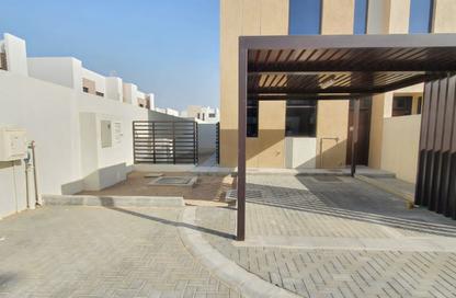 Townhouse - 2 - 4 for rent in Nasma Residence - Al Tai - Sharjah