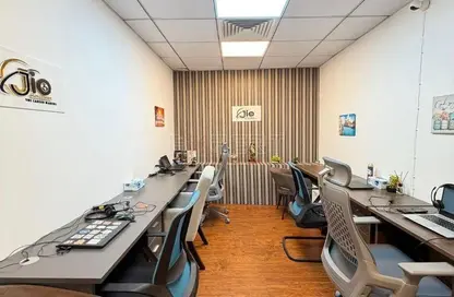 Office Space - Studio - 1 Bathroom for rent in Iris Bay - Business Bay - Dubai