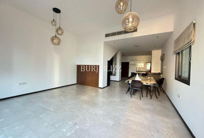 114152868 - Property Main Image
