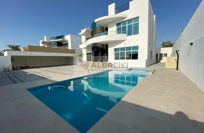 فيلا - 5 غرف نوم - 6 حمامات للايجار في البرشاء جنوب 1 - جنوب البرشاء - البرشاء - دبي