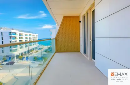 شقة - غرفة نوم - 2 حمامات للايجار في قرية الحد - جزيرة السعديات - أبوظبي شقة - غرفة نوم - 2 حمامات للايجار في قرية الحد - جزيرة السعديات - أبوظبي