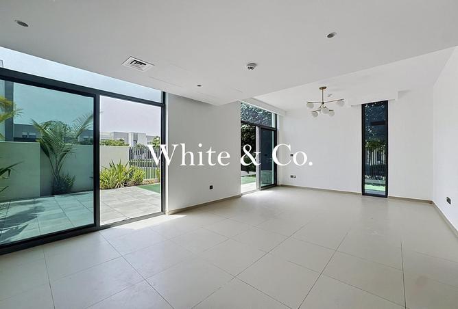 83211664 - Property Image 3