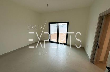 Villa - 4 Bedrooms - 7 Bathrooms for rent in Fay Alreeman - Al Shamkha - Abu Dhabi