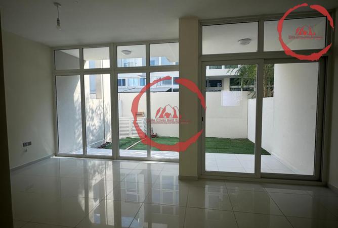 103719054 - Property Image 2