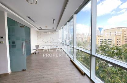 Office Space - Studio - 1 Bathroom for rent in Emaar Business Park Building 4 - Emaar Business Park - Sheikh Zayed Road - Dubai