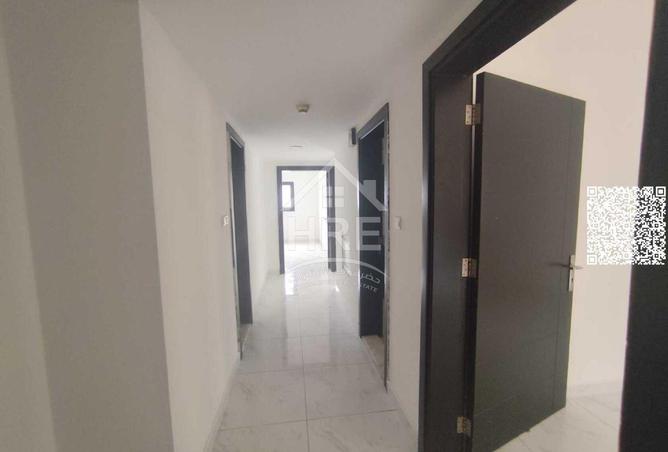 84065282 - Property Image 2