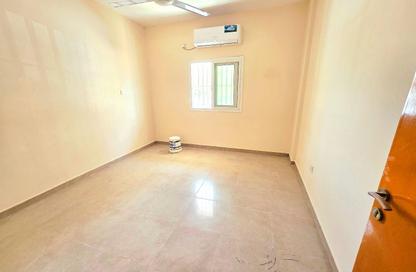 Apartment - 2 Bedrooms - 1 Bathroom for rent in Fire Station Road - Muwaileh - Sharjah