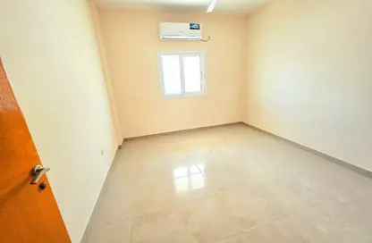 Apartment - 2 Bedrooms - 1 Bathroom for rent in Fire Station Road - Muwaileh - Sharjah