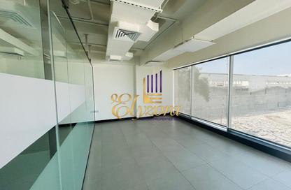 Office Space - Studio - 1 for rent in Al Qayada Building - Deira - Dubai Office Space - Studio - 1 for rent in Al Qayada Building - Deira - Dubai
