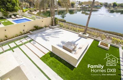 Villa - 5 - 6 for rent in Meadows 2 - Meadows - Dubai