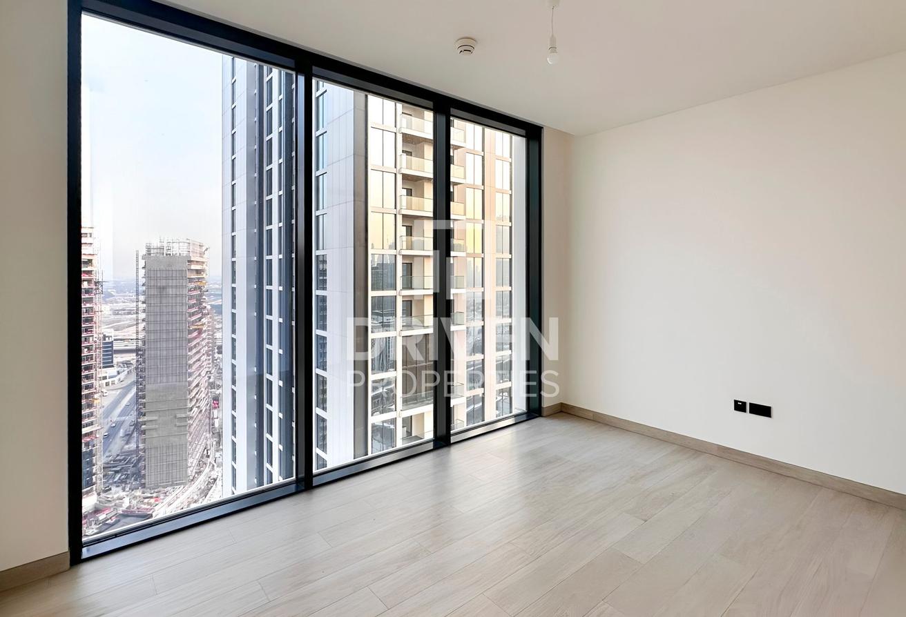 Vacant with Maids Room | Burj and Lagoon Views photo 9
