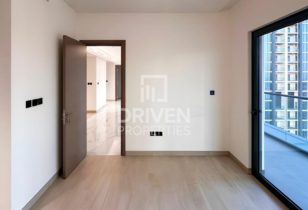 Vacant with Maids Room | Burj and Lagoon Views photo 10