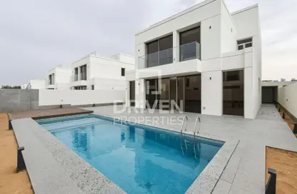 Villa - 5 Bedrooms - 6 Bathrooms for sale in Sunrise Living at Jumeirah Park - Jumeirah Park - Dubai