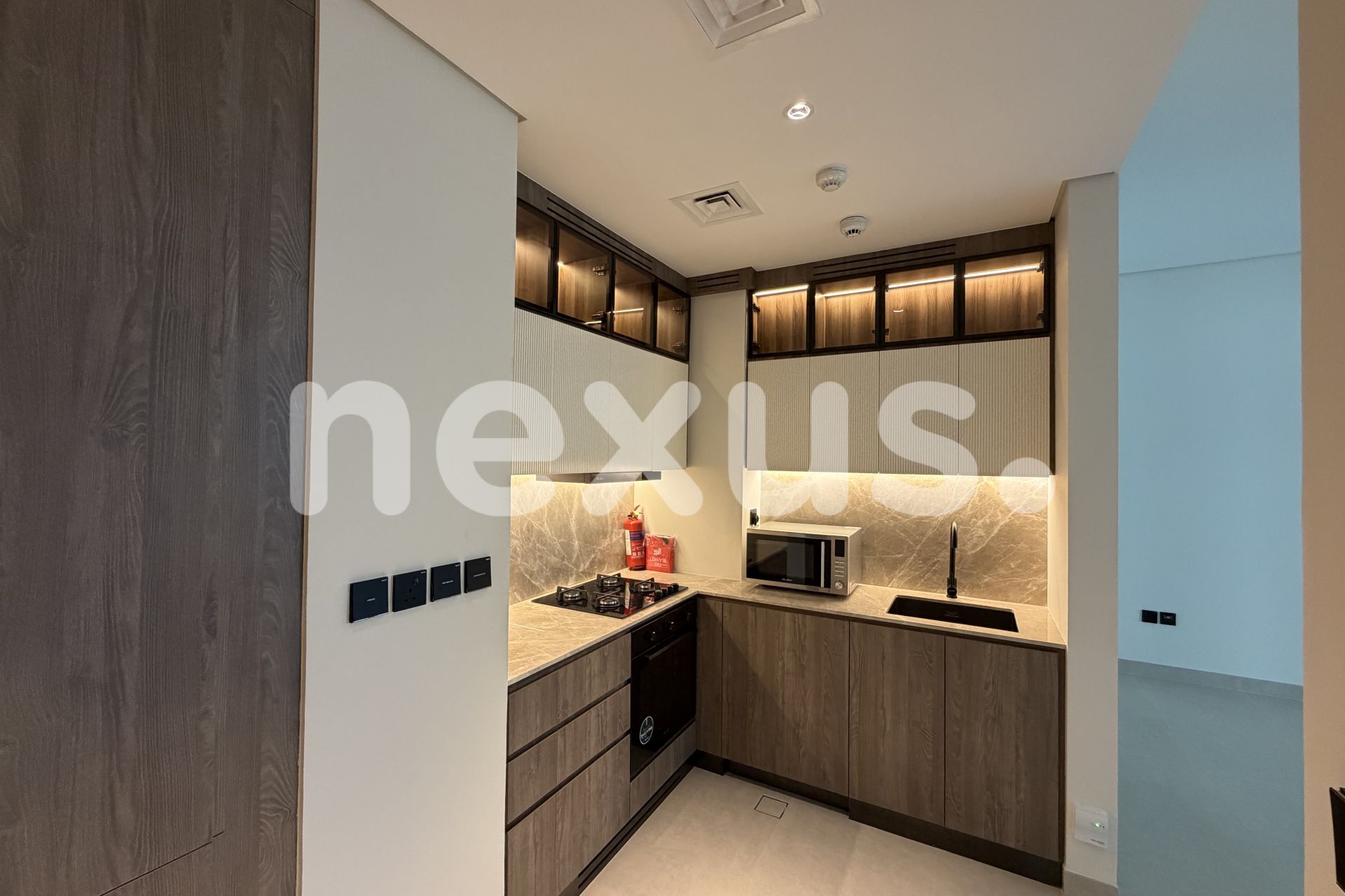 BRAND NEW | HIGH FLOOR | SPACIOUS LAYOUT