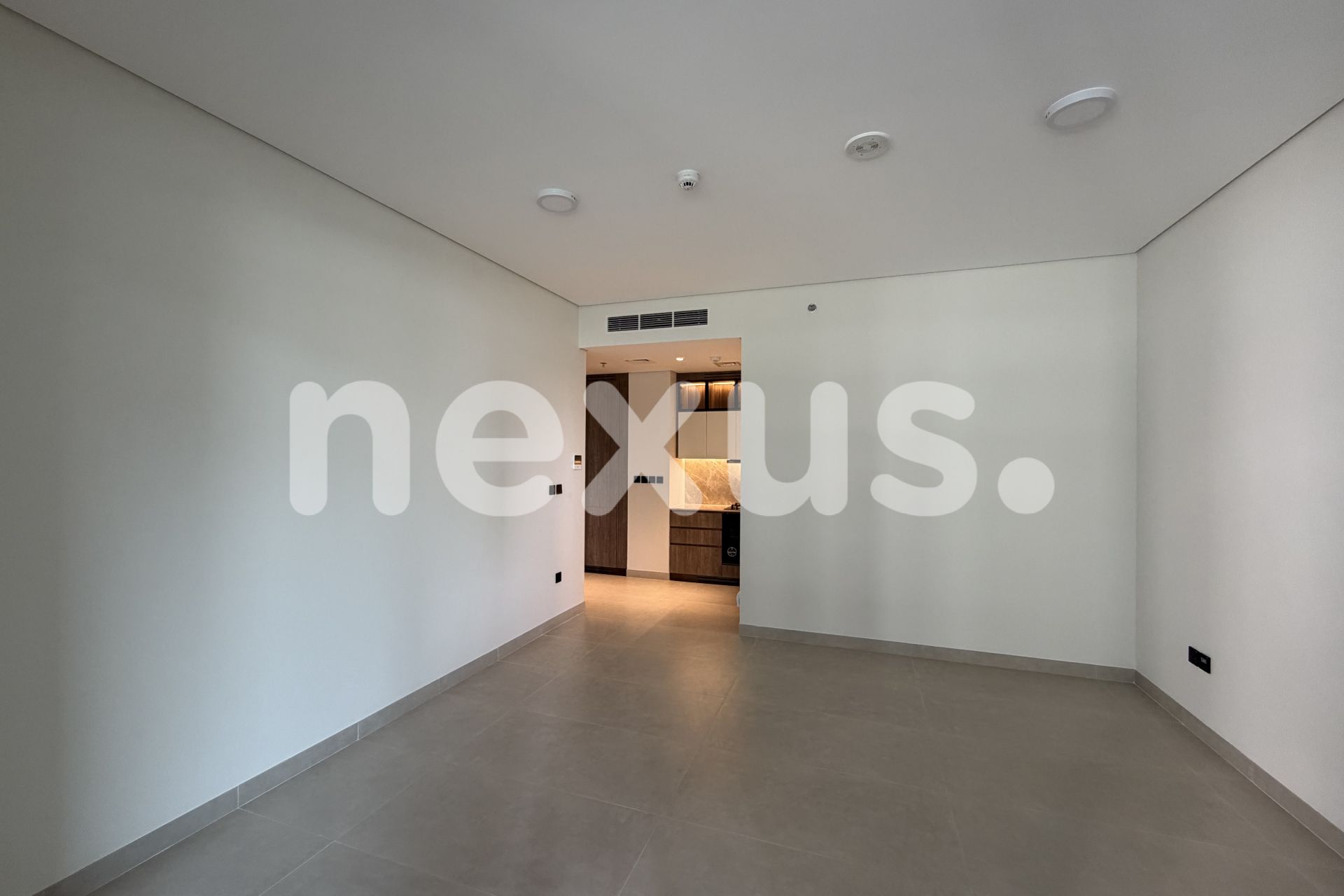 BRAND NEW | HIGH FLOOR | SPACIOUS LAYOUT