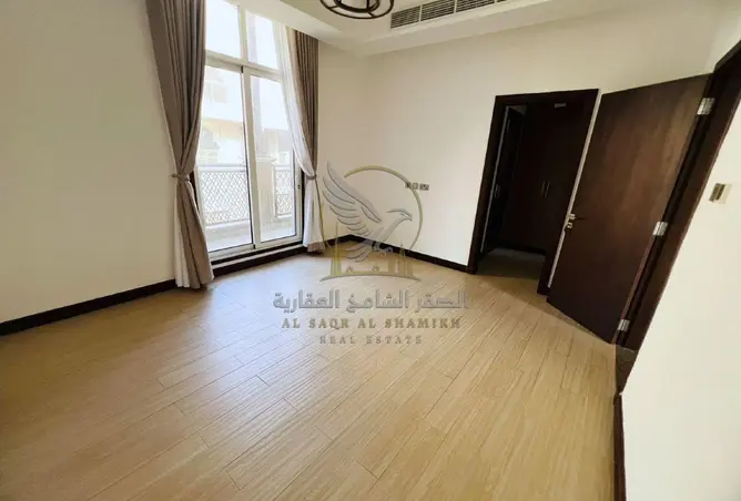 165624203 - Property Image 2