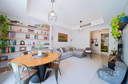 Villa - 2 - 3 for sale in Springs 12 - The Springs - Dubai