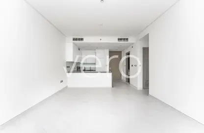 شقة - غرفة نوم - 2 حمامات للايجار في ريزيدنس ٨ - المنطقة وان - مدينة الشيخ محمد بن راشد - دبي